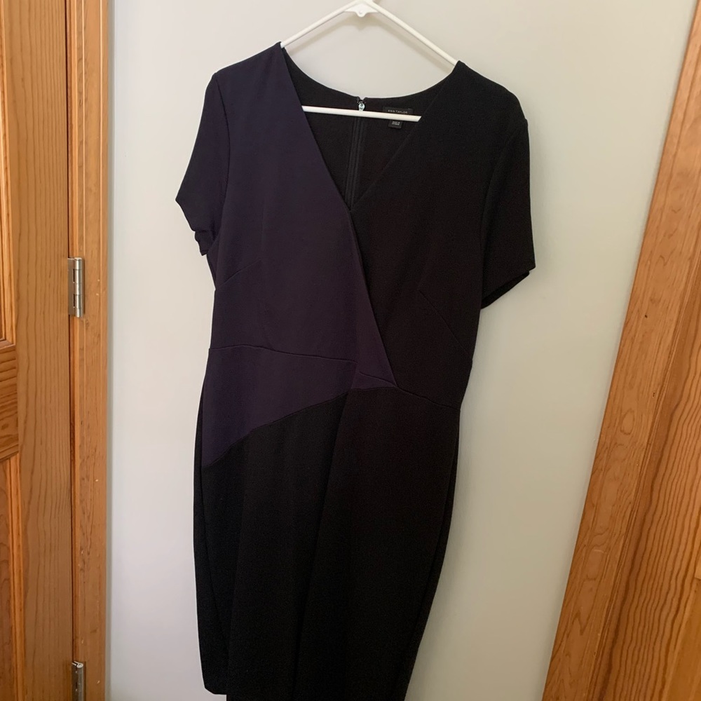 Ann Taylor navy & black dress size 12